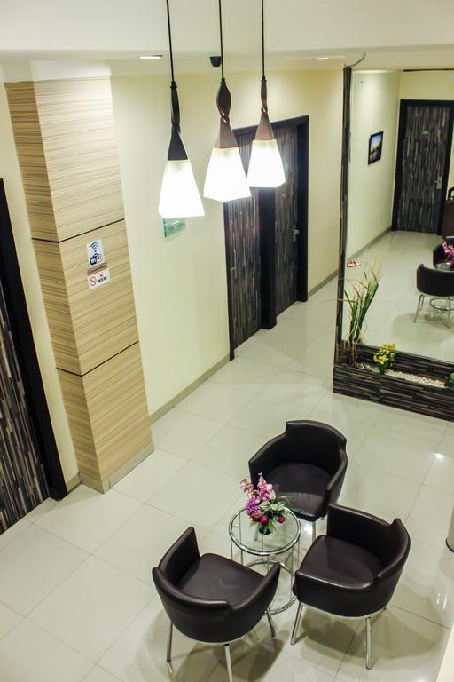 Vindhika Hotel Μακασάρ Εξωτερικό φωτογραφία