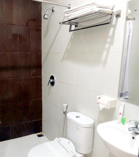 Vindhika Hotel Μακασάρ Δωμάτιο φωτογραφία