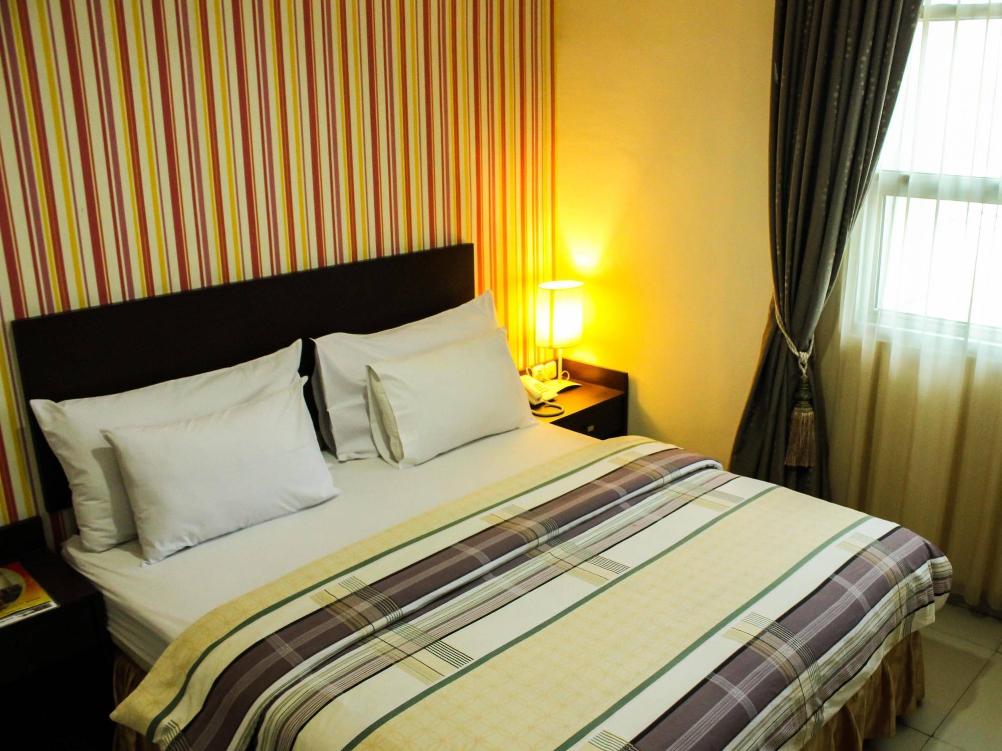 Vindhika Hotel Μακασάρ Εξωτερικό φωτογραφία