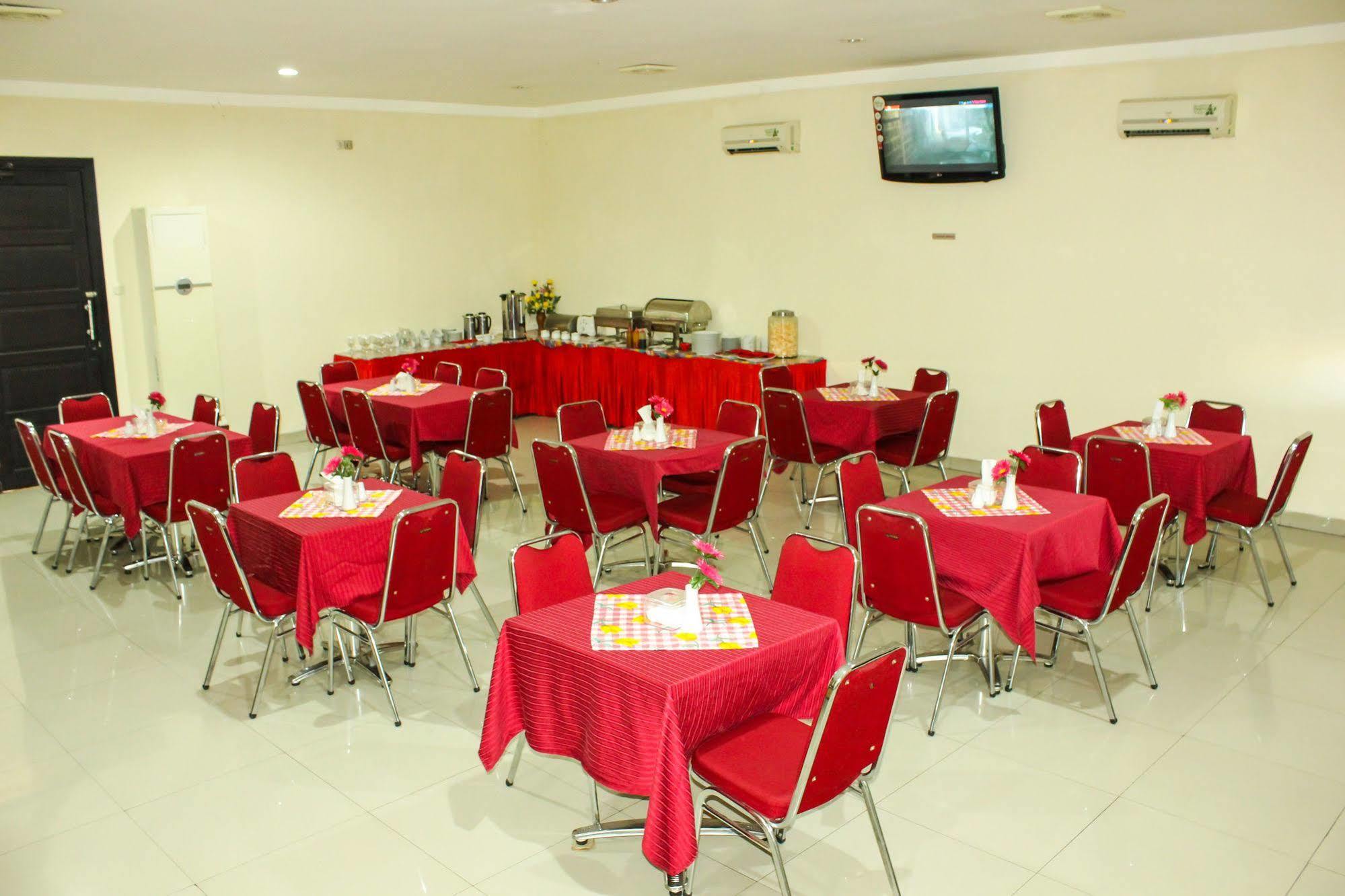 Vindhika Hotel Μακασάρ Εξωτερικό φωτογραφία